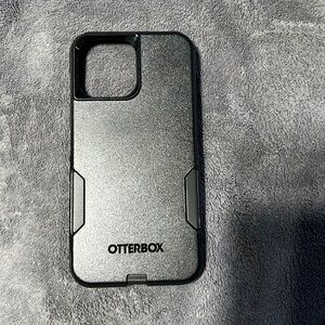 Otterbox phone case-Commuter Series for iPhone 13 Pro Max  -brand new